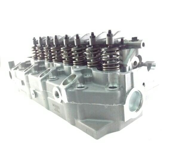 TAPA DE CILINDROS MITSUBISHI 4D56/4D56T 2.5L VALV 40MM Y 34MM SALIENTES PRECAMARA RECTANGULAR INY 20MM COMPLETA MARCA NIKKEI - foto 6