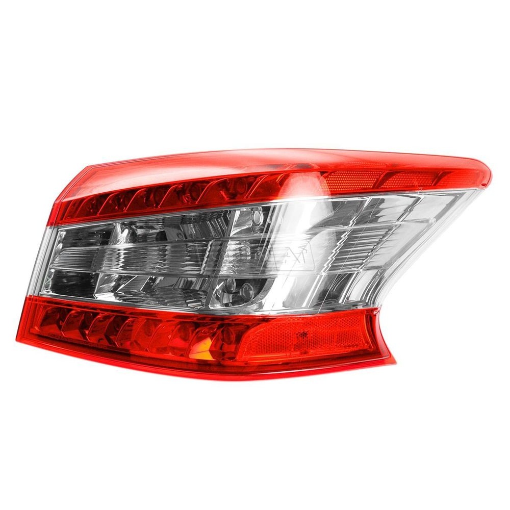 FAROL TRASERO DER   NISSAN SENTRA 2015-2020  1.8 INY 16V DOHC
