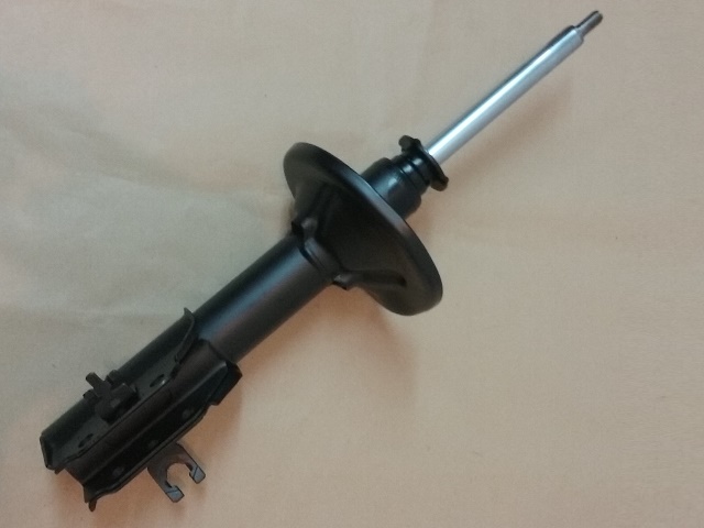 KIT AMORTIGUADOR KYB MAZDA 323F 96- DEL  GAS