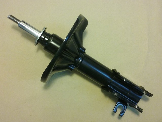 KIT AMORTIGUADOR KYB MAZDA 626 92-96 DEL  HIDRA - foto 2