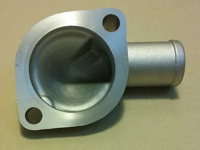 SALIDA DE AGUA MAZDA B6 1.6 DHOC MARCA YS - foto 2