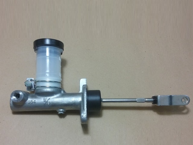 BOMBA DE EMBRAGUE NISSAN PICK UP 86-02 D21  2.4 INY 12V - foto 2