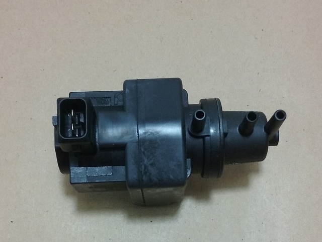 VALVULA SOLENOIDE DE TURBO  NISSAN FRONTIER 09-15  2.5 DIESEL TU - foto 2
