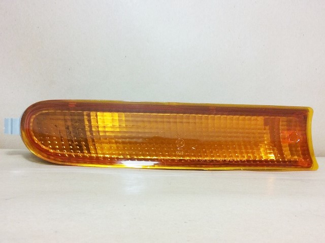 FARO DELANTERO TOYOTA RAV 4 97 PARAGOLPE DERECHO MARCA DEPO - foto 2