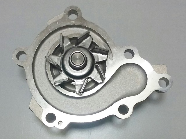 BOMBA DE AGUA MAZDA B-SERIES MPV G6 12V 2.6 MARCA NUK - foto 2