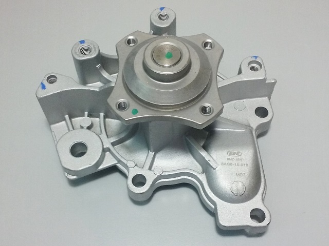BOMBA DE AGUA MAZDA 626 FP 1.8 FS 2.0 16V 91-97 MARCA NUK - foto 2