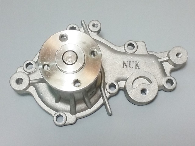 BOMBA DE AGUA SUZUKI JIMNY SAMURAI BALENO SWIFT G10 1.0 G13B G13BB 1.3 16V MARCA NUK