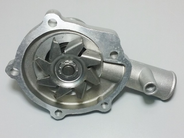 BOMBA DE AGUA MITSUBISHI GALANT L200 L300 4G52 2.0 G54B 2.6 4G32 1.6 MARCA NUK - foto 3