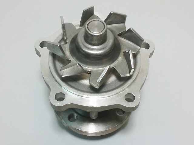 BOMBA DE AGUA TOYOTA CROWN CELICA SUPRA 5M 2.8 82-86 MARCA NUK - foto 3