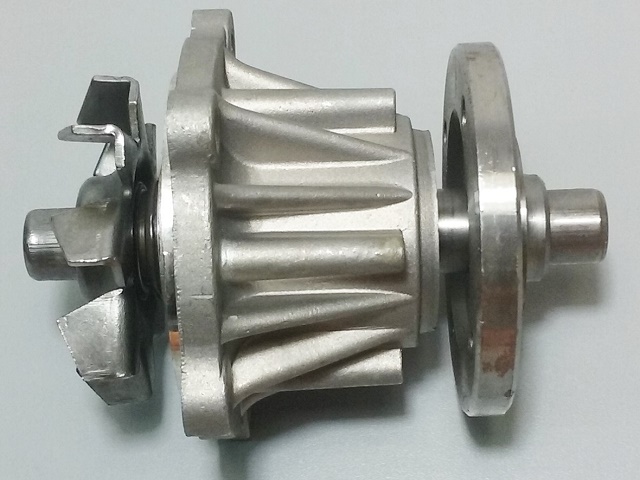 BOMBA DE AGUA TOYOTA CROWN CELICA SUPRA 5M 2.8 82-86 MARCA NUK - foto 4