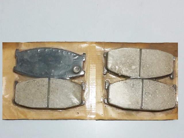 JGO PASTILLAS DE FRENO MAZDA CAPELA 626 MARCA AKEBONO JAPON