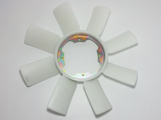 PALETA DE VENTILADOR  NISSAN DATSUN BLUEBIRD 80-84  2.0 DIESEL - foto 2