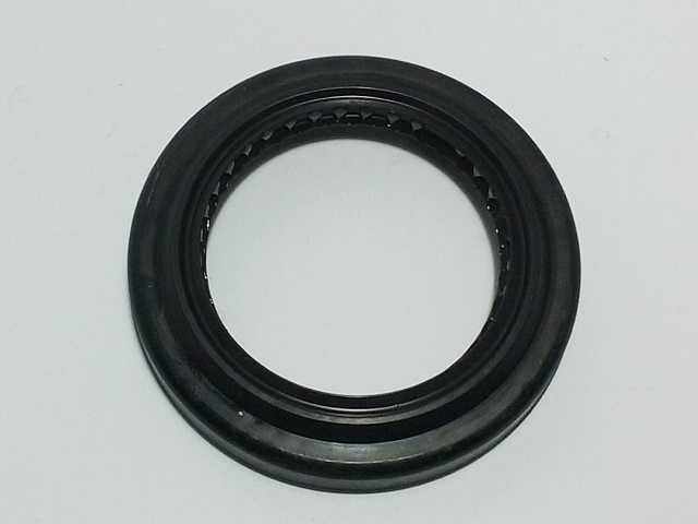 RETEN DE PALIER TRASERO  NISSAN X-TERRA 04-08  2.8 DIESEL TURBO