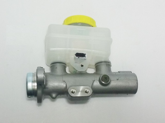BOMBA DE FRENO  NISSAN X-TERRA 04-08  2.8 DIESEL TURBO - foto 2