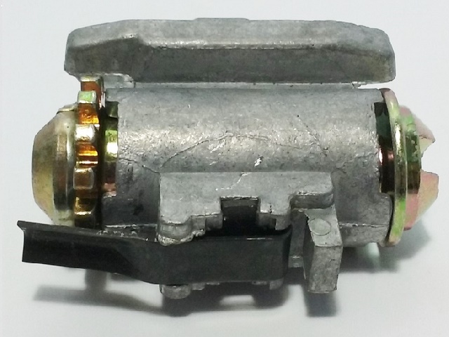 REGULADOR DE FRENO DER  NISSAN DATSUN PICKUP 720 79-85  1.5 / 1. - foto 2