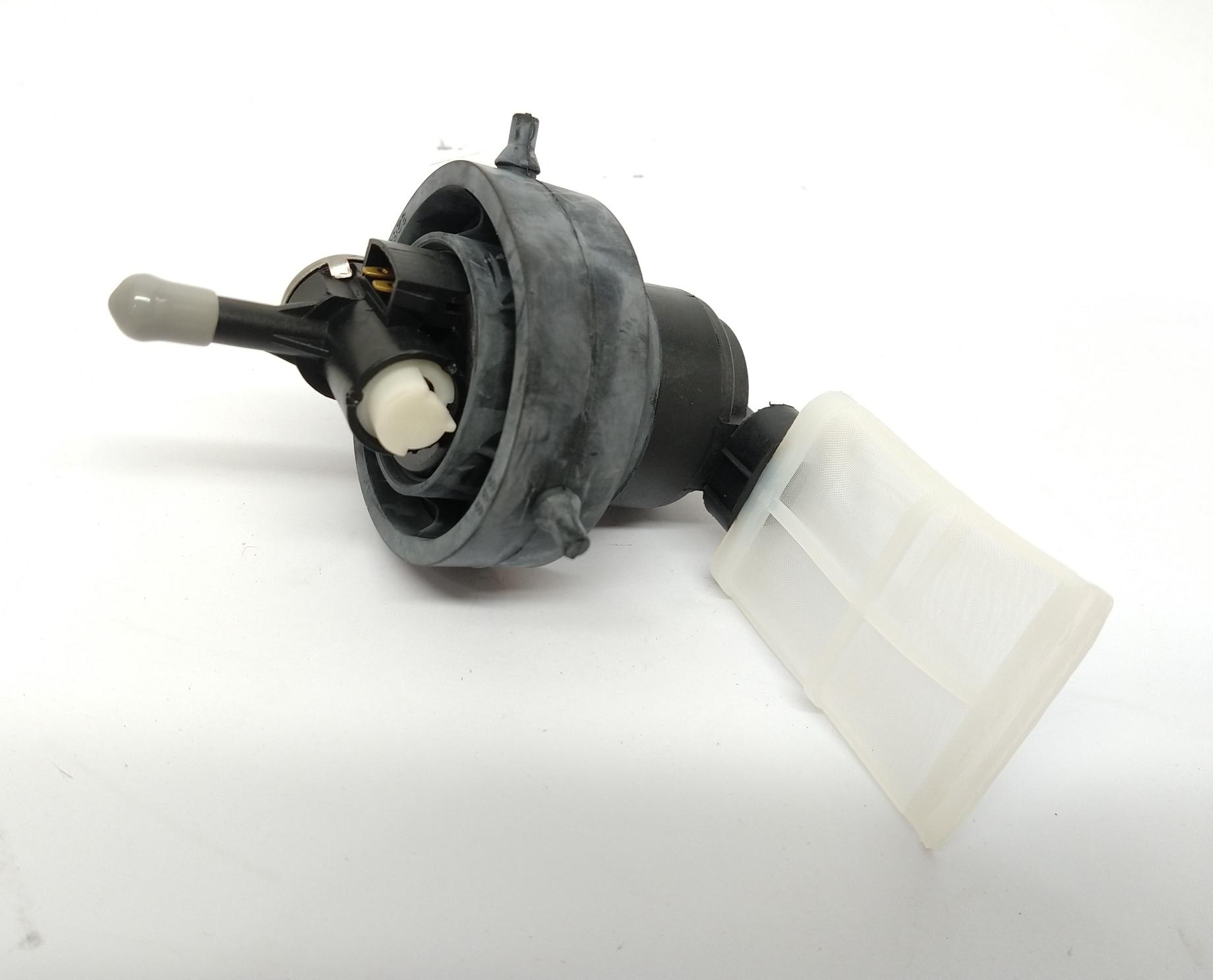BOMBA COMBUSTIBLE  NISSAN SENTRA 90-95  1.6 CARB 8V - foto 2
