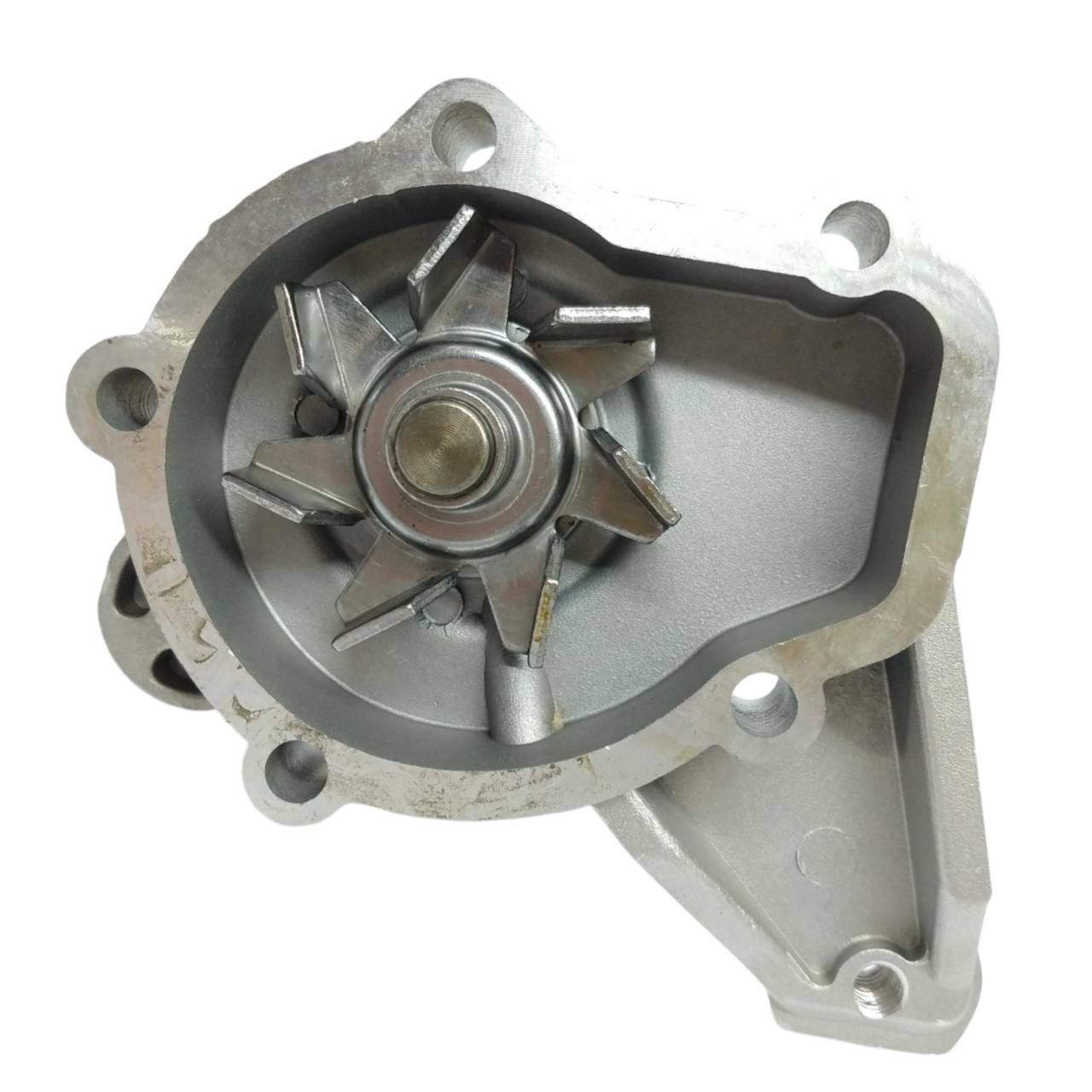 BOMBA DE AGUA SUZUKI JEEP ST90 F8B 0.8 BASE CHICA MARCA NUK - foto 2