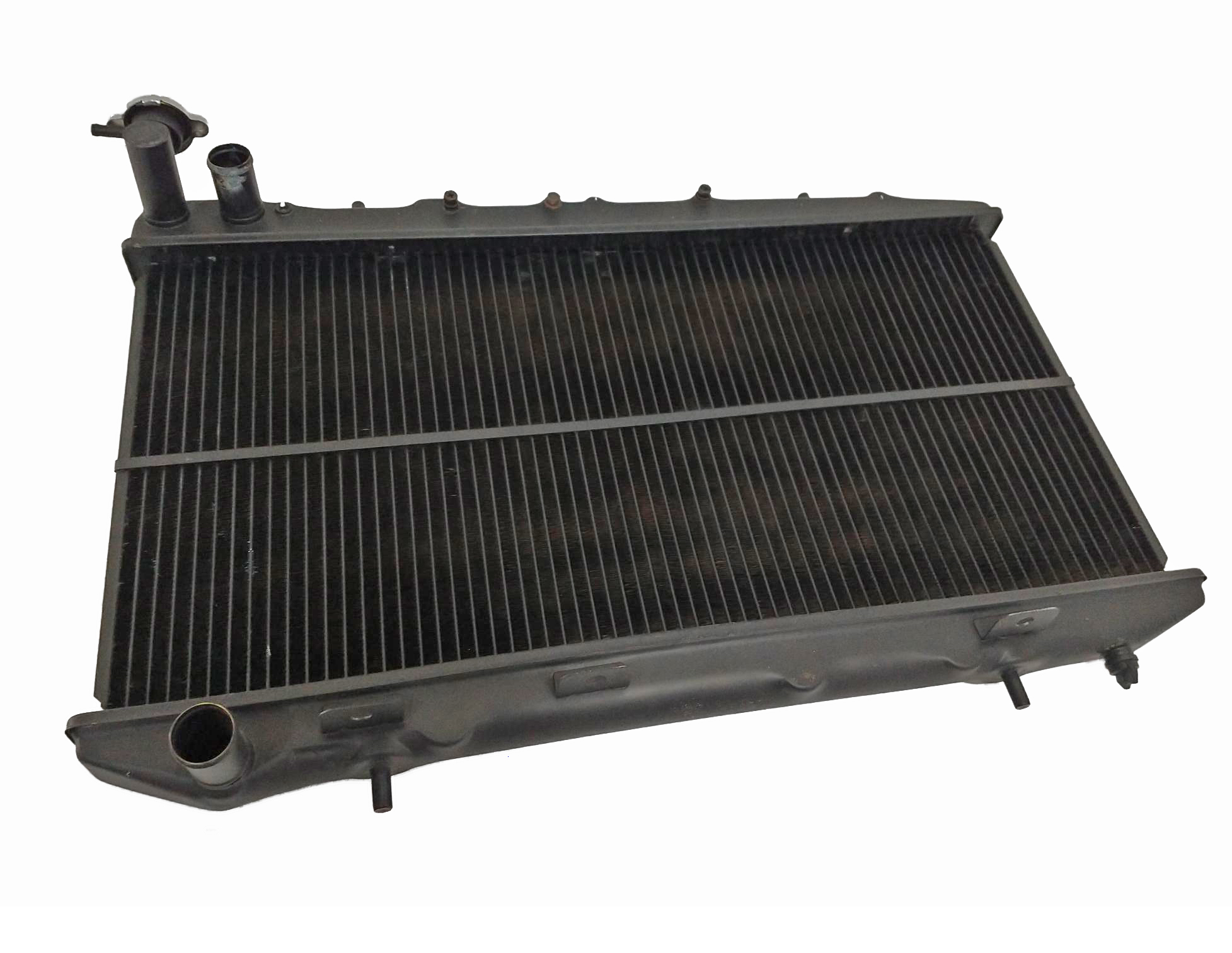 RADIADOR DE AGUA  NISSAN SENTRA 90-95  1.6 CARB 8V - foto 3