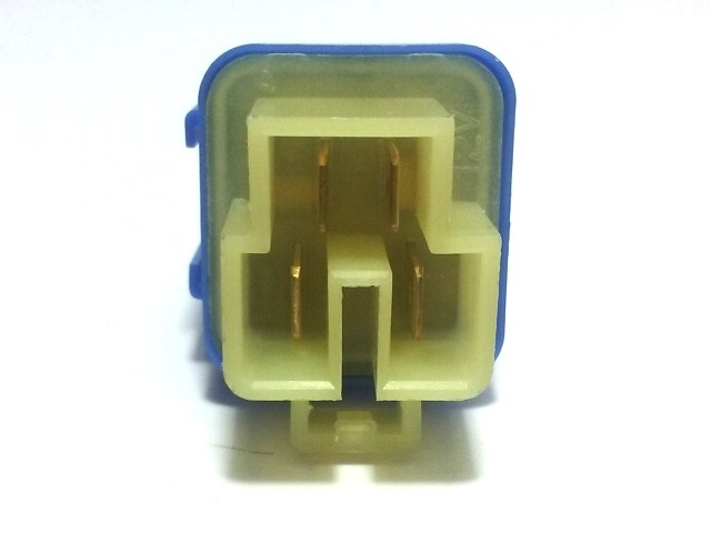 RELAY  NISSAN PATHFINDER 96-04  3.3 INY V6 - foto 4