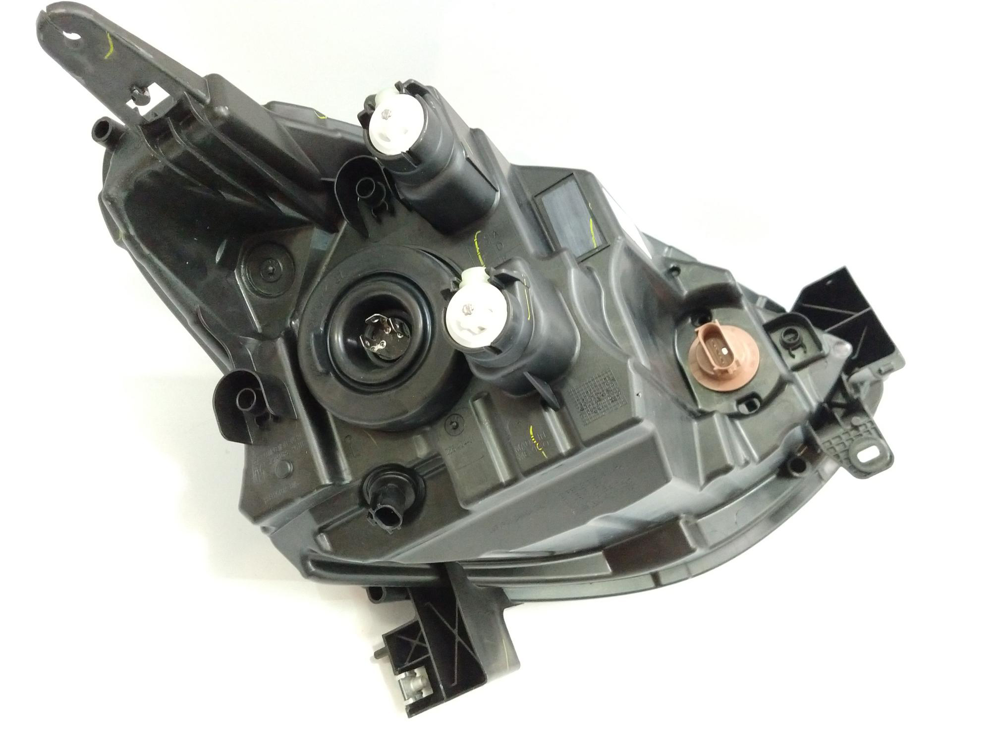 OPTICA IZQ  NISSAN MARCH 12-   1.6 INY 16V DOHC - foto 2