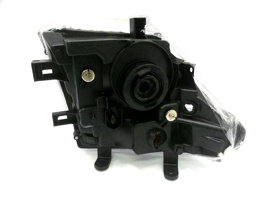 OPTICA IZQ  NISSAN PATHFINDER 05-13  2.5 DIESEL TURBO INT SERIE - foto 2