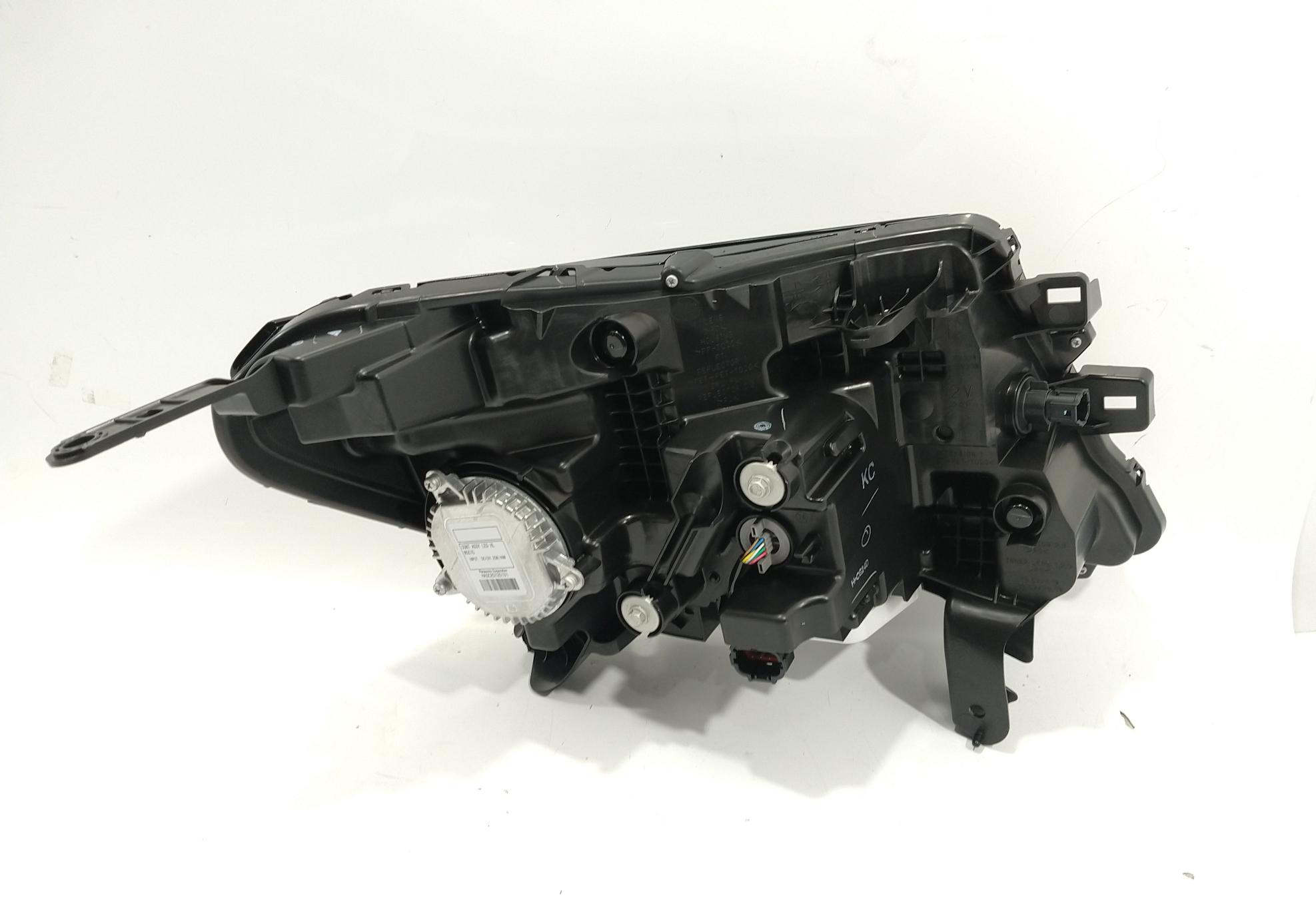 OPTICA  NISSAN NP300 19-  2.3 SERIE YS - foto 2