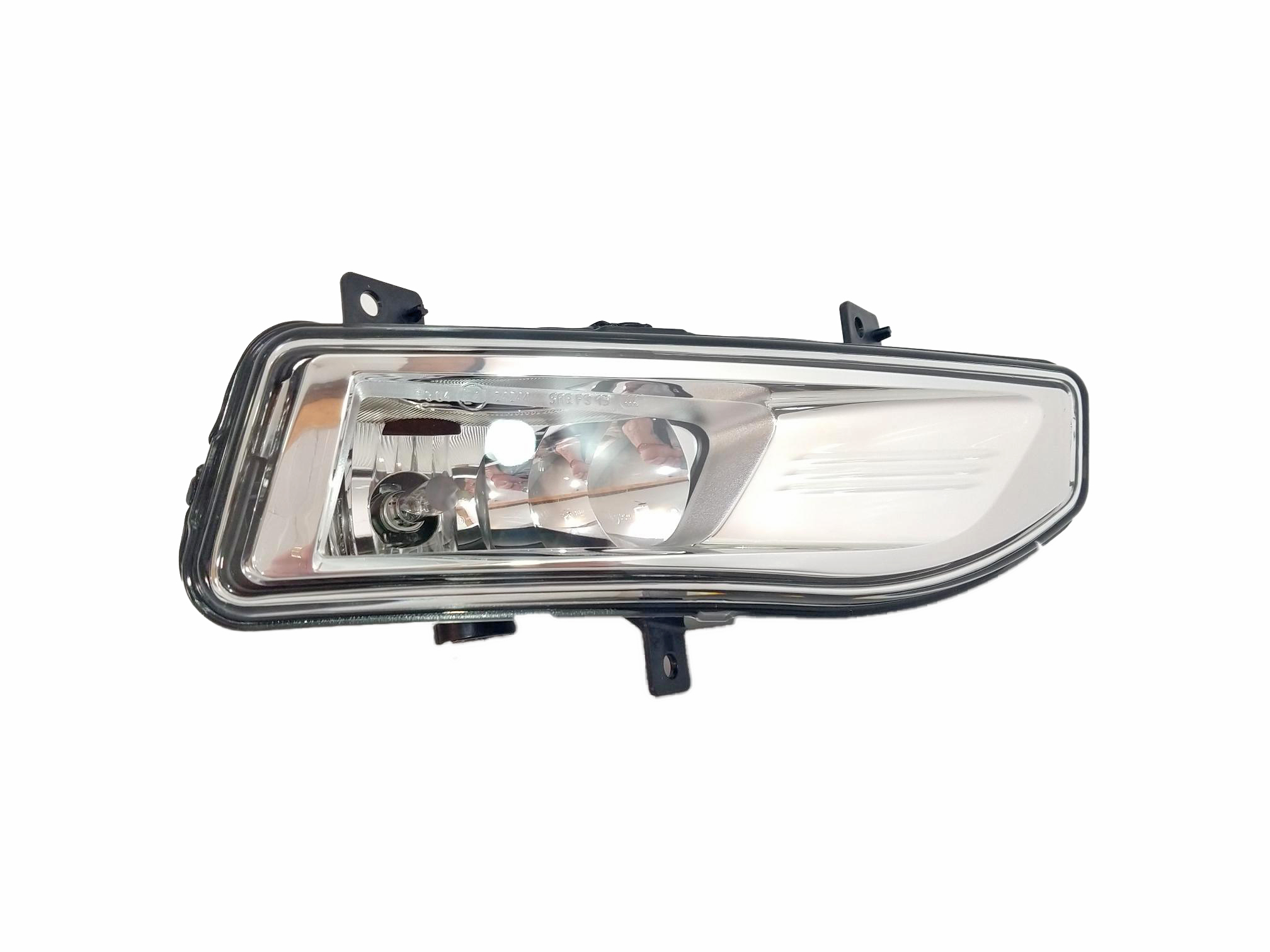 FARO ANTINIEBLA  NISSAN VERSA 21-25  1.6 INY 16V DOHC
