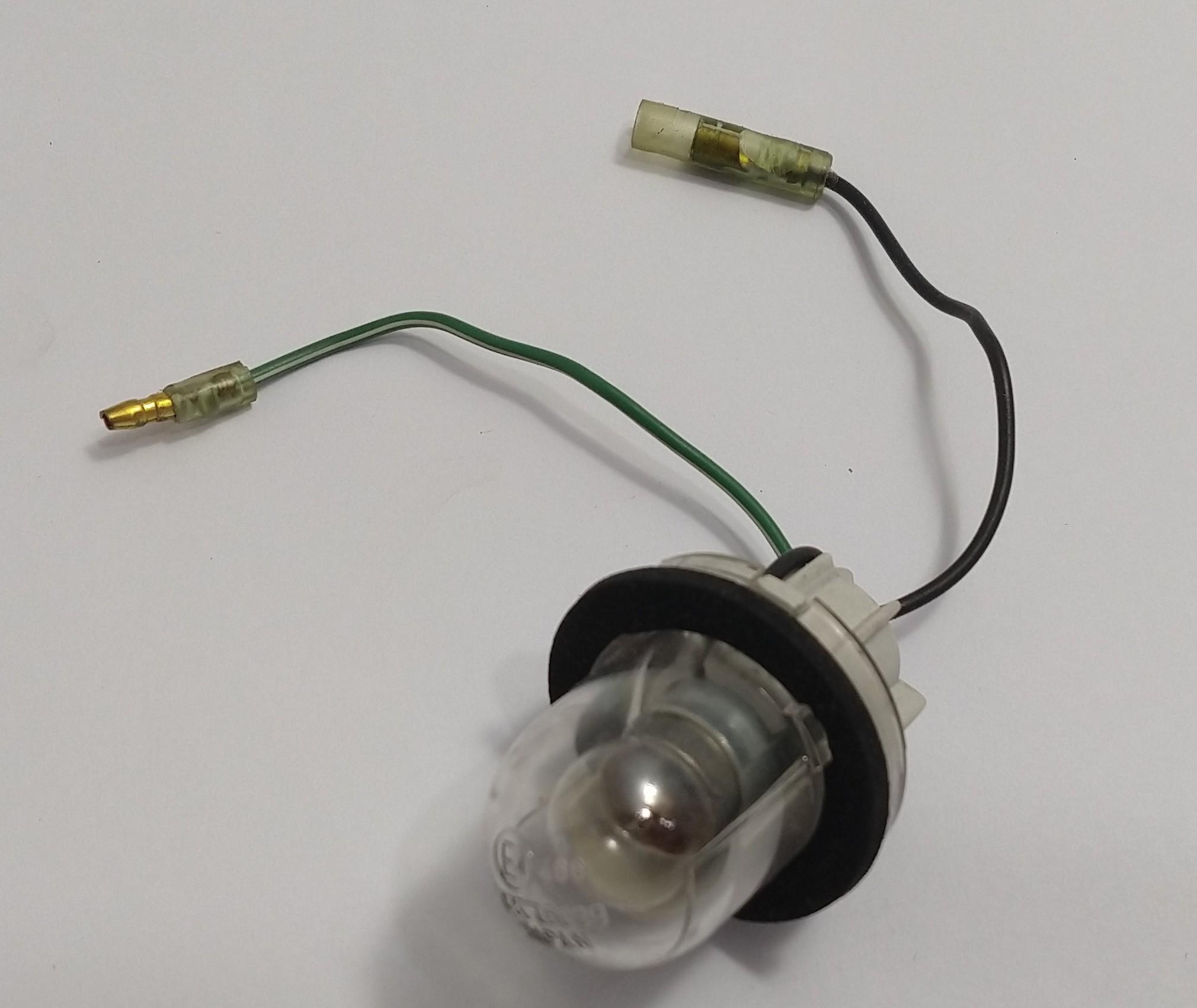 FARO DE PATENTE  NISSAN DATSUN 200L 78-81 2.0 CARB