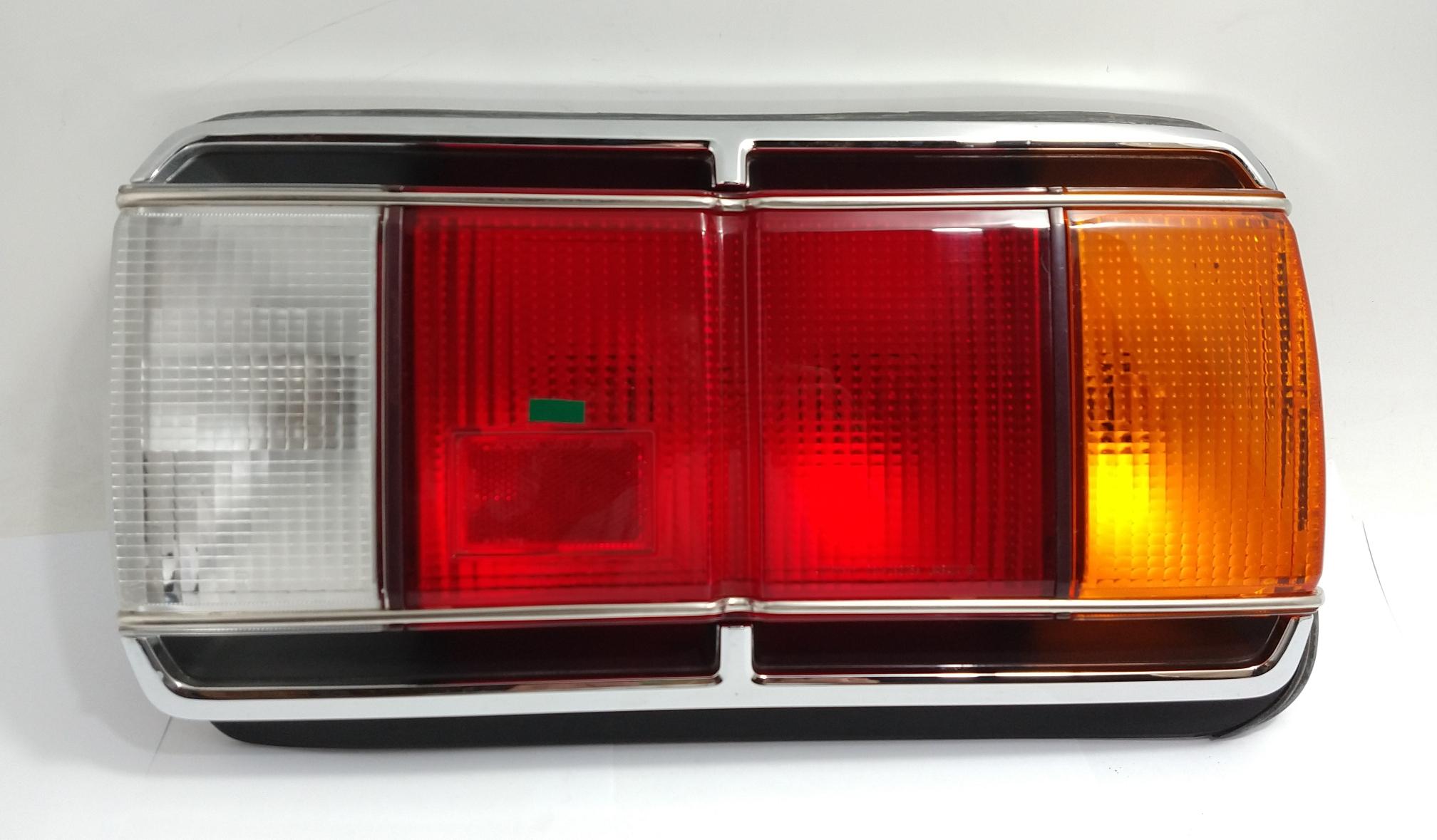 FARO TRASERO DER  NISSAN DATSUN 200L 78-81 COUPE 2.0 CARB