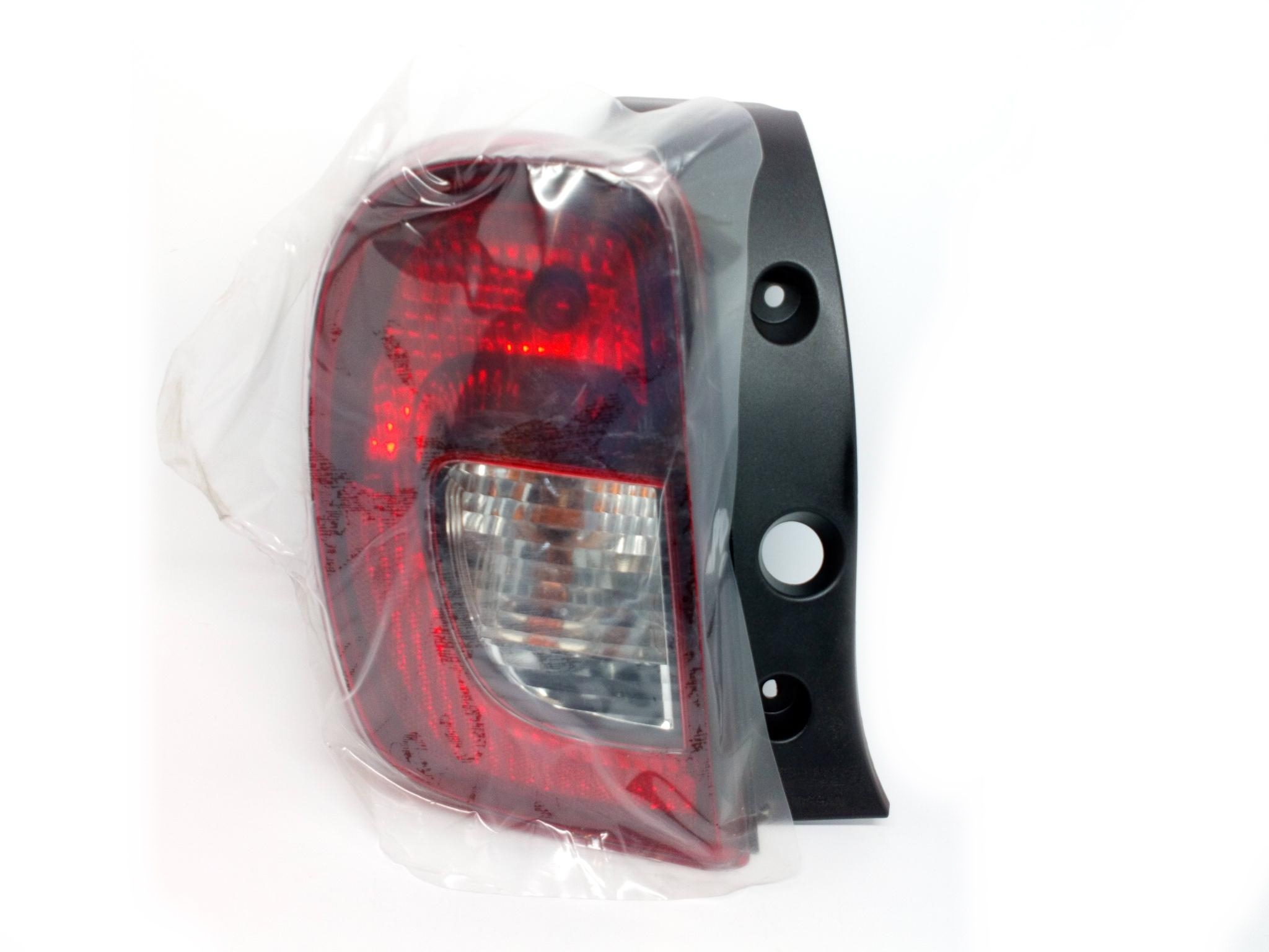 FARO TRASERO IZQ  NISSAN MARCH 12-   1.6 INY 16V DOHC