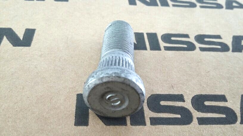 BULON DE RUEDA TRASERO  NISSAN NOTE 14-  1.6 INY 16V DOHC - foto 2