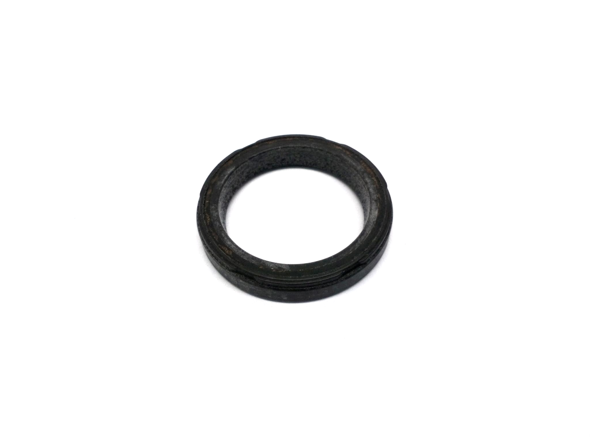RETEN INF DIRECCION HIDRAULICA  NISSAN PICK UP 86-02 D21  2.7 DI