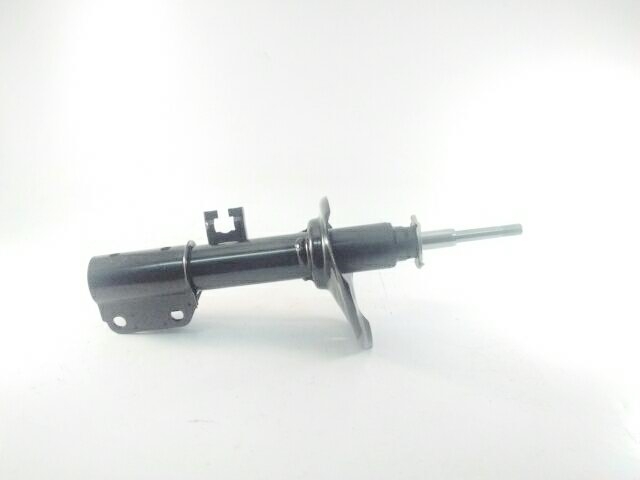 KIT AMORTIGUADOR KYB SUZUKI SWIFT 88-90 DEL  HIDRA