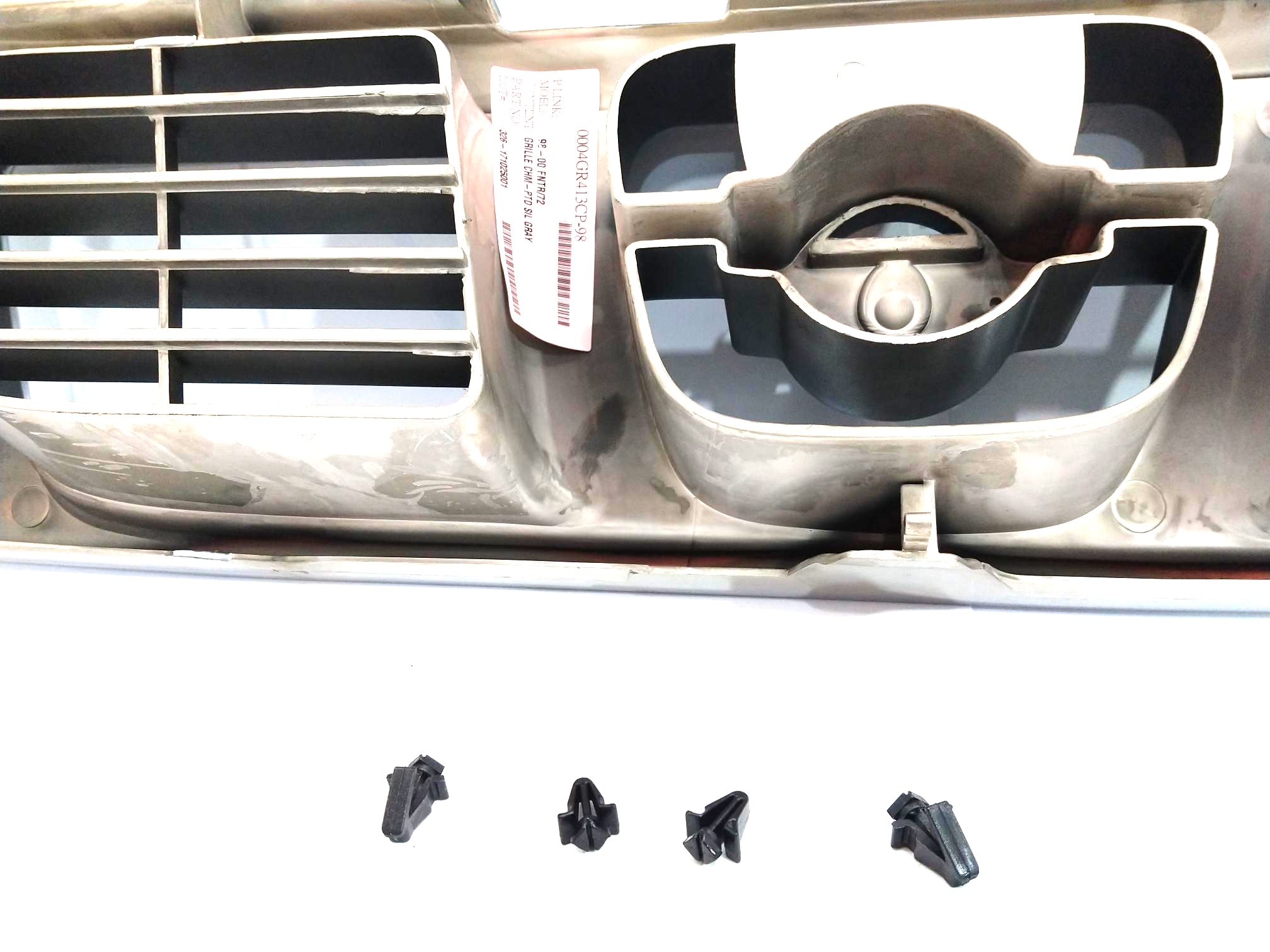GRILLA RADIADOR  NISSAN PICKUP 97-03 (JAP) D22 AX DX  2.5 DIESEL - foto 3