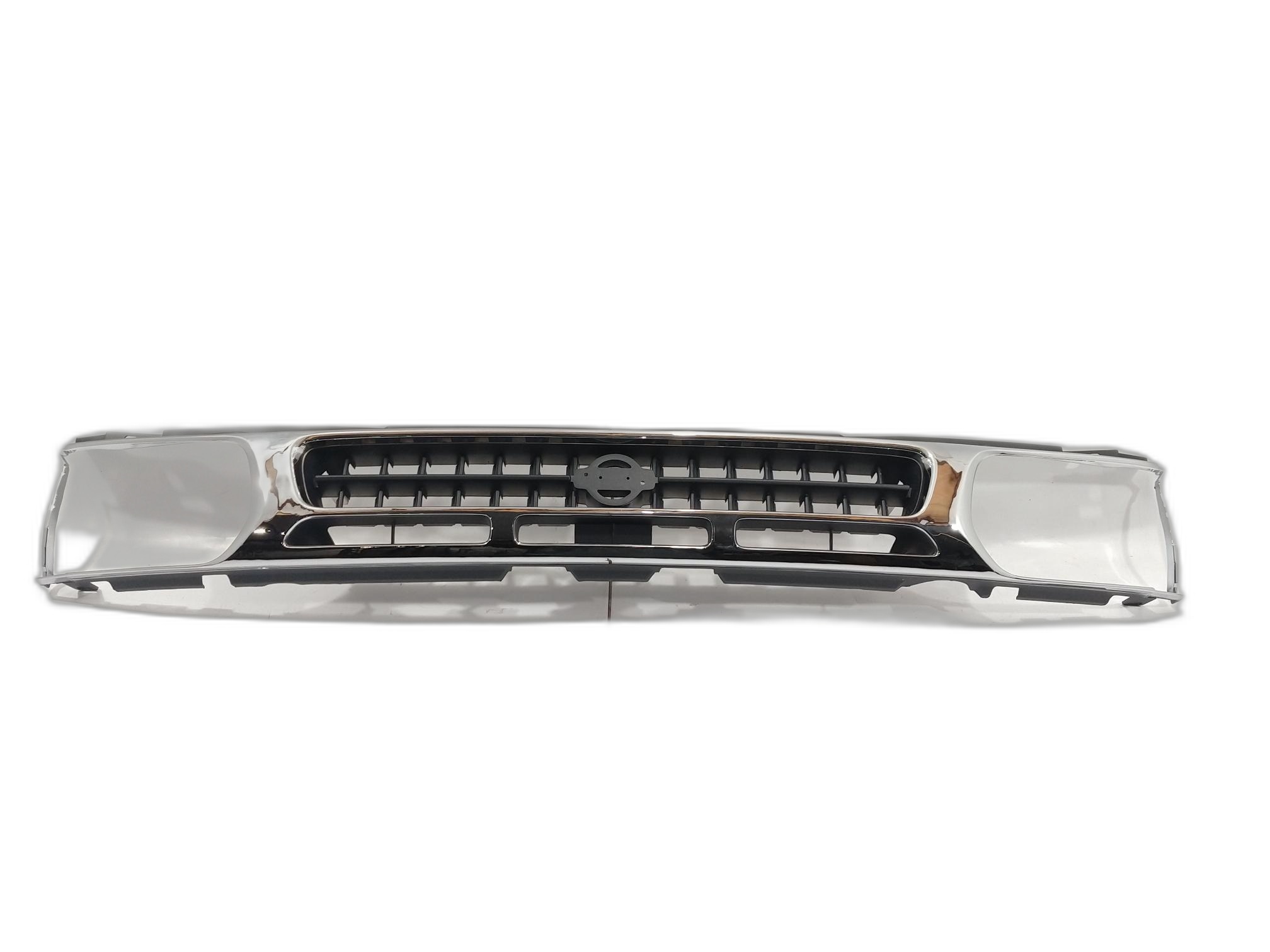GRILLA RADIADOR  NISSAN PATHFINDER 96-04  3.3 INY V6
