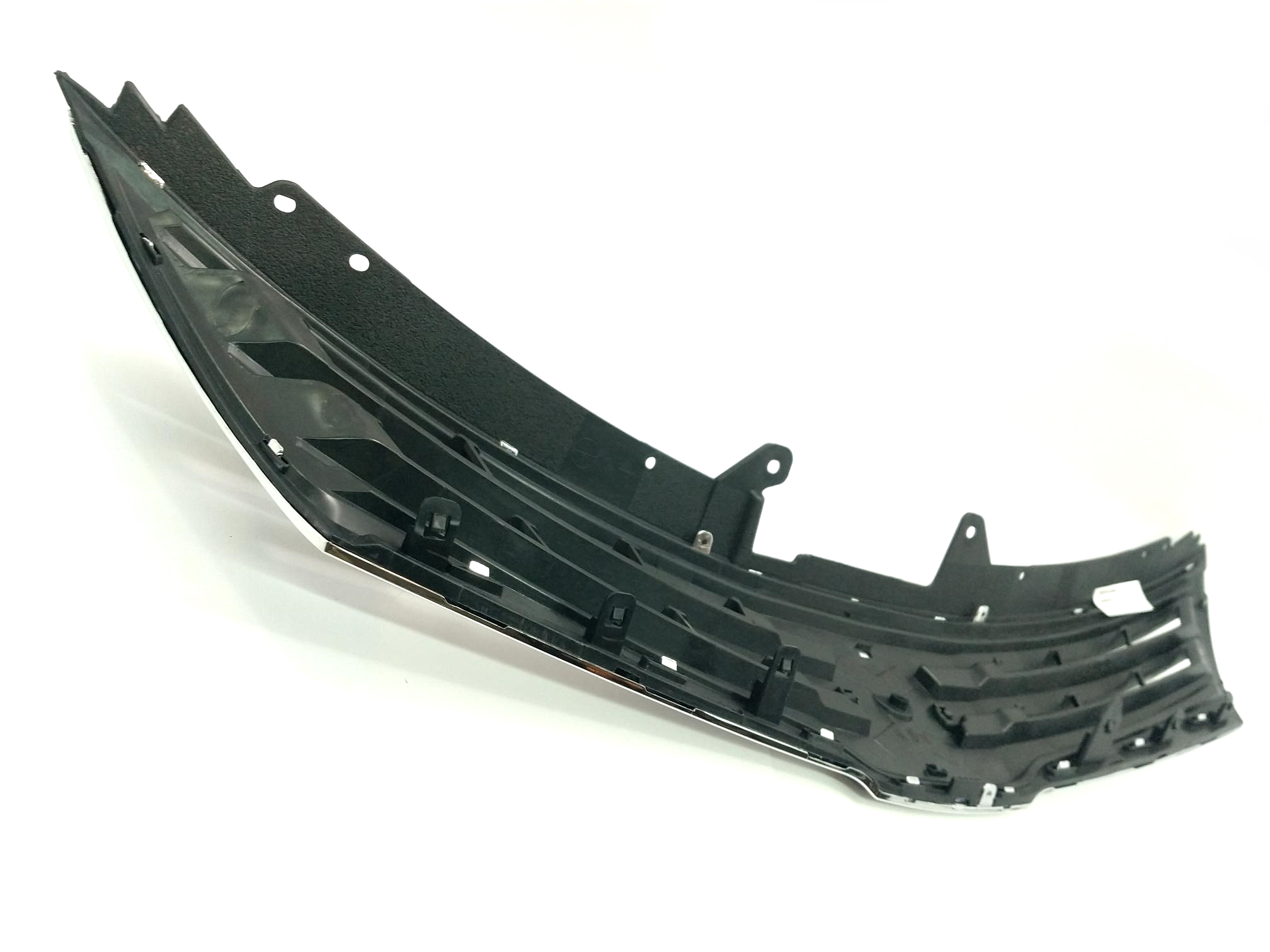 GRILLA FRONTAL  NISSAN TIIDA SEDAN 07-12  1.8 INY 16V DOHC - foto 3