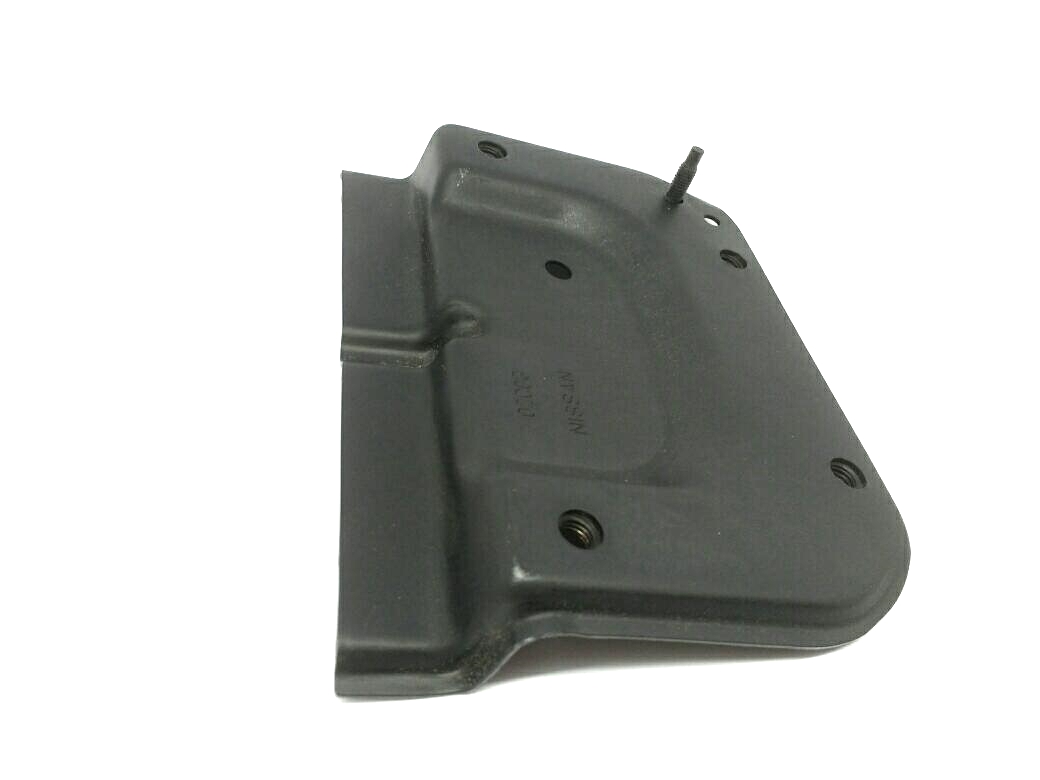 SOPORTE CENTRAL DE RADIADOR  NISSAN FRONTIER BRA 03-08  2.8 DIES