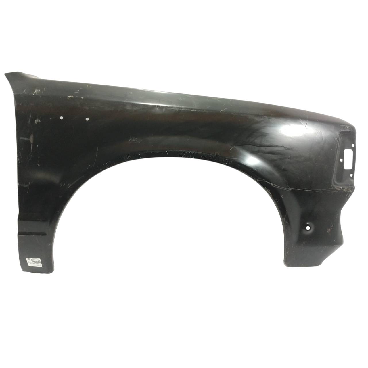 GUARDABARRO DELANTERO DER  NISSAN DATSUN PICKUP 720 79-85  1.5 /