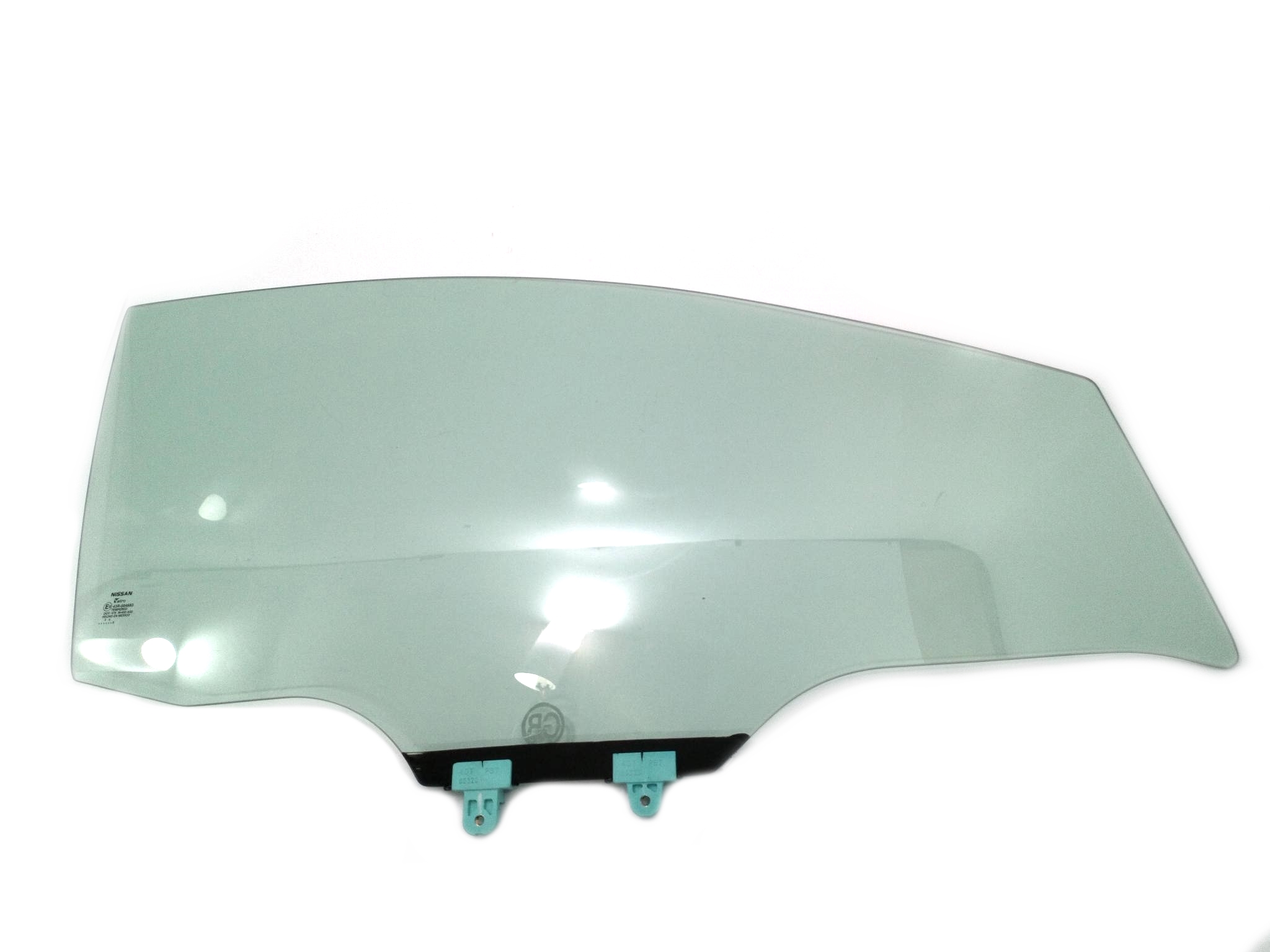 VIDRIO DE PUERTA DELANTERA DERECHA   NISSAN SENTRA 2015-2020  1.