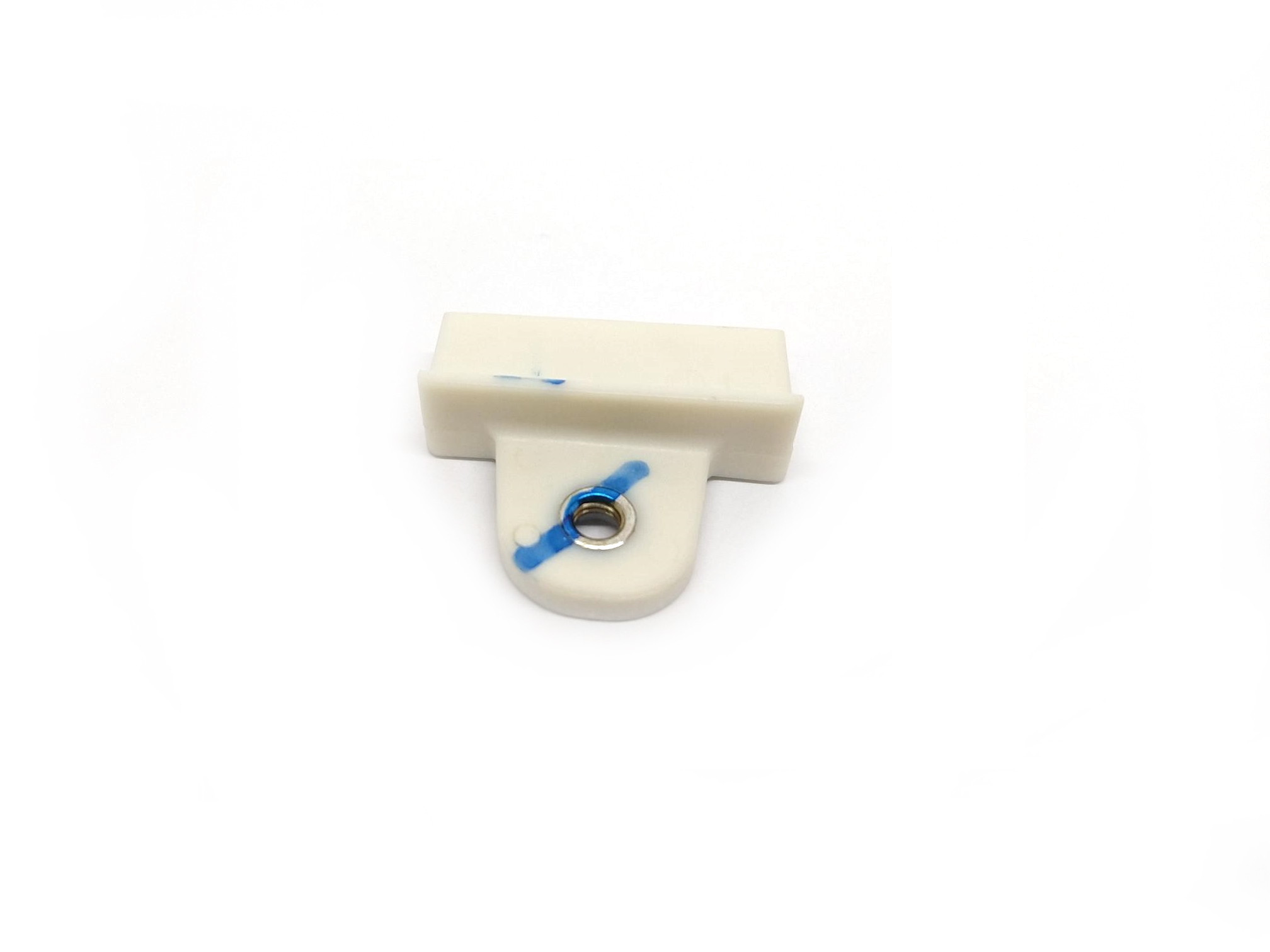 SOPORTE DE VIDRIO  NISSAN PICK UP 86-02 D21  2.7 DIESEL