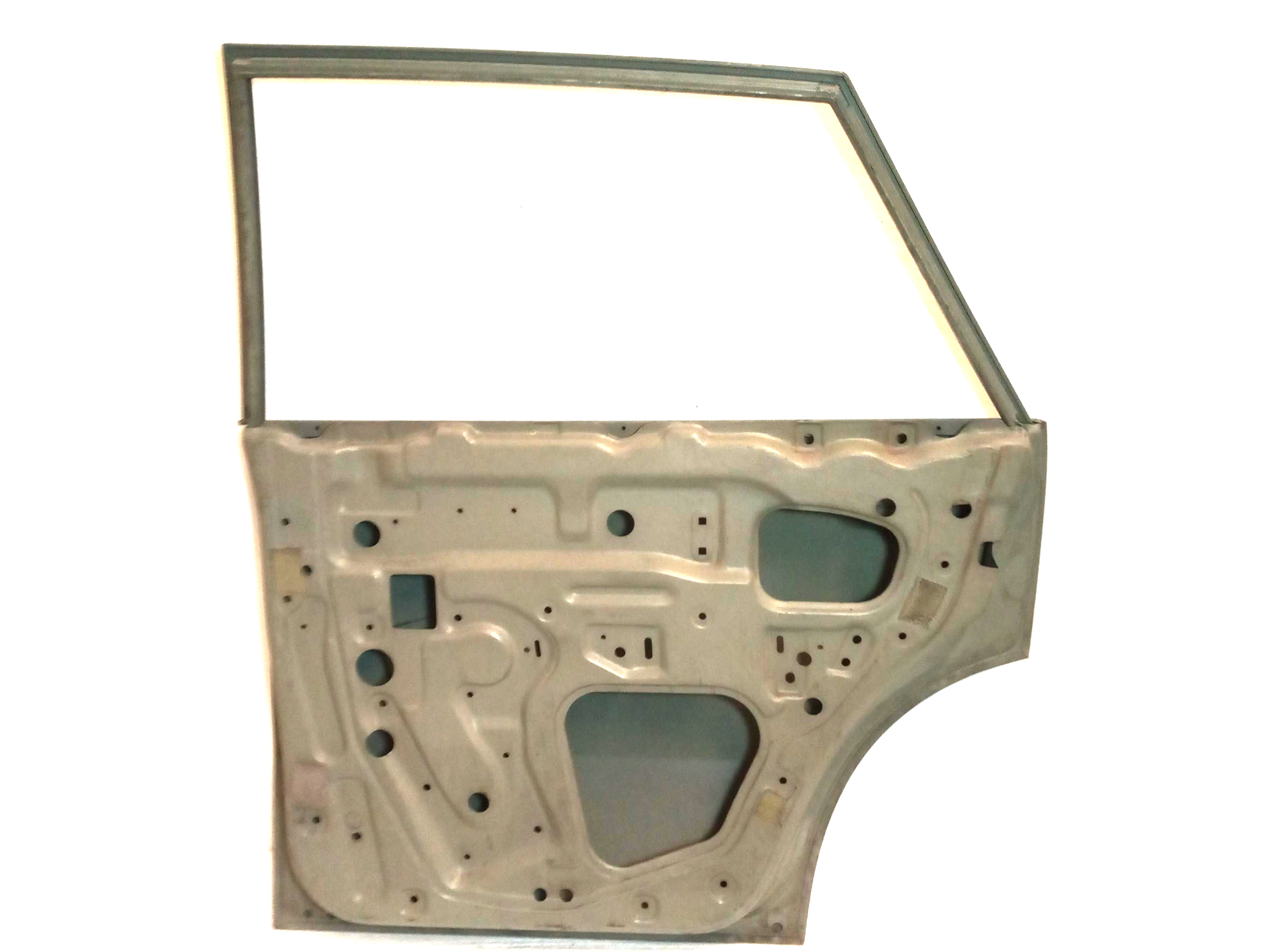 PUERTA TRASERA DER  NISSAN DATSUN 200L 78-81  2.0 CARB - foto 2