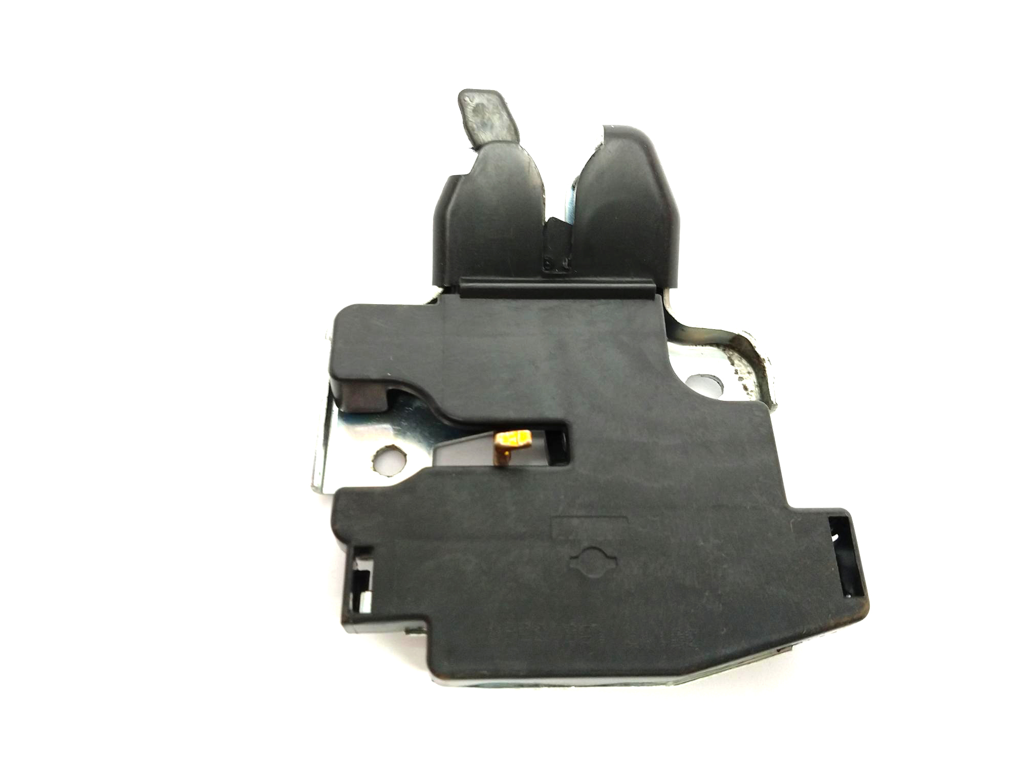 CERRADURA DE BAUL  NISSAN SENTRA 11-14  2.0 INY 16V DOHC