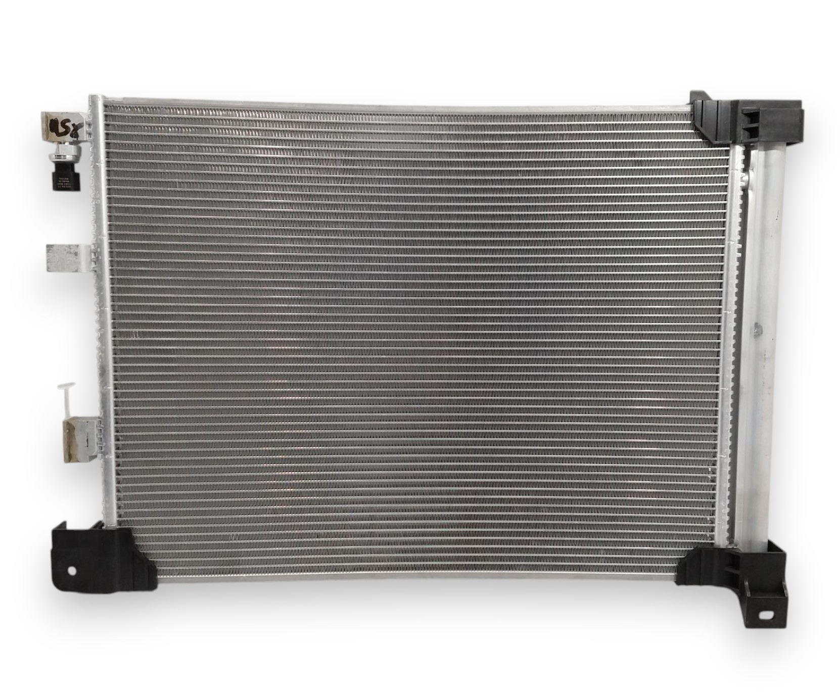 RADIADOR DE AIRE ACONDICIONADO  NISSAN SENTRA 2015-2020  1.8 INY - foto 2