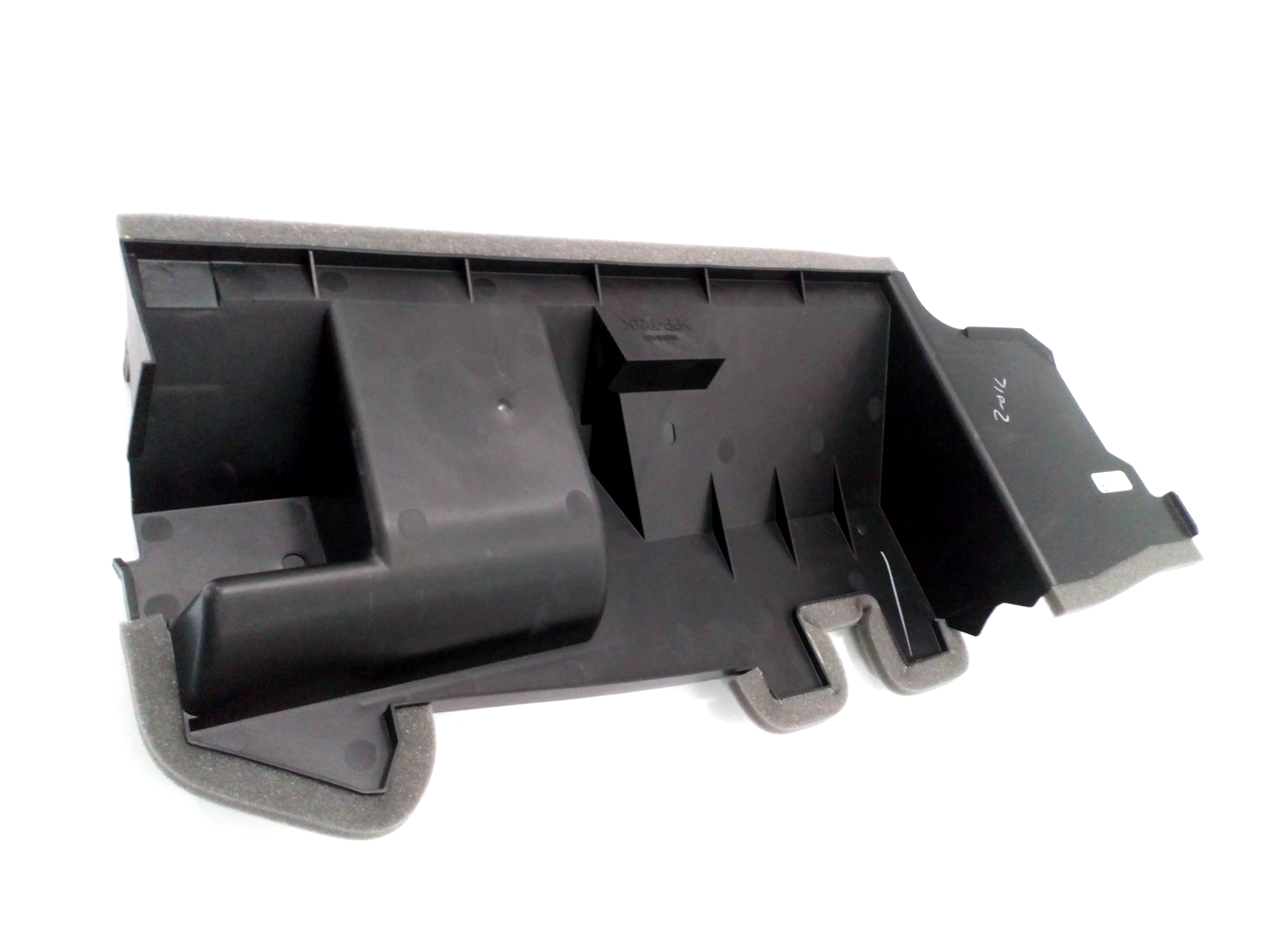 ENCAUSADOR DE AIRE SUP  NISSAN NISSAN KICKS 16-25  1.6 INY 16V D - foto 2
