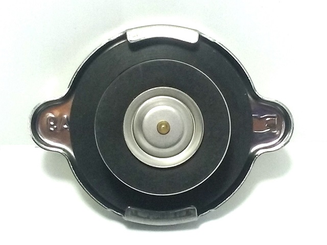 TAPA DE RADIADOR - foto 2