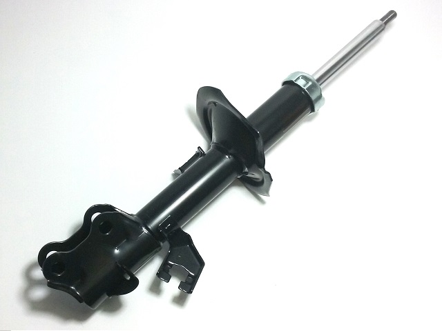 KIT AMORTIGUADOR KYB DEL NISSAN TIIDA SEDAN 07-12 NISSAN TIIDA H - foto 3