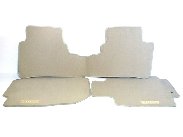 JGO DE ALFOMBRAS  NISSAN TIIDA HATCHBACK 07-15  1.8 INY 16V DOHC