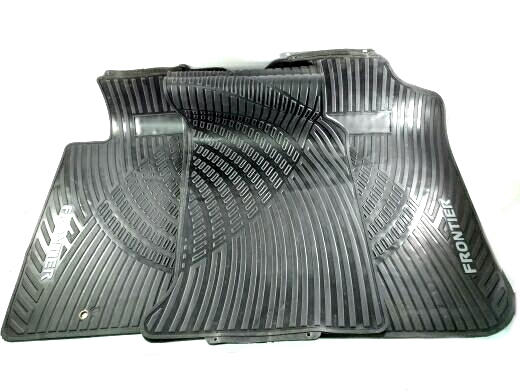 JGO DE ALFOMBRAS  NISSAN FRONTIER 09-15  2.5 DIESEL TURBO INT SE