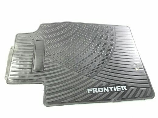 JGO DE ALFOMBRAS  NISSAN FRONTIER 09-15  2.5 DIESEL TURBO INT SE - foto 2
