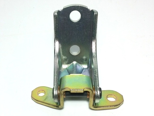 BISAGRA DE PUERTA DEL DER SUP  NISSAN PICKUP 97-03 (JAP) D22 AX